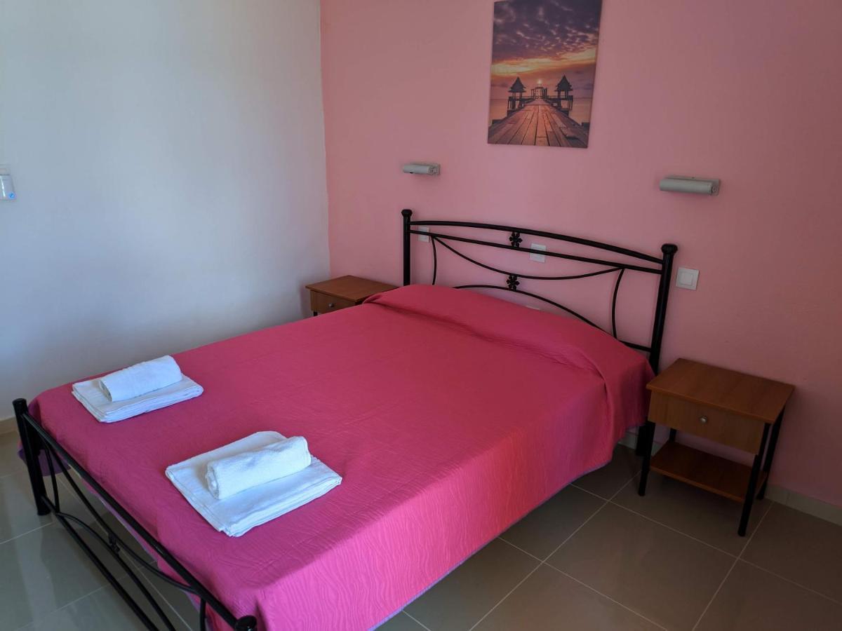 Elena Pool Aparthotel Ájos Jeórjos Eksteriør bilde
