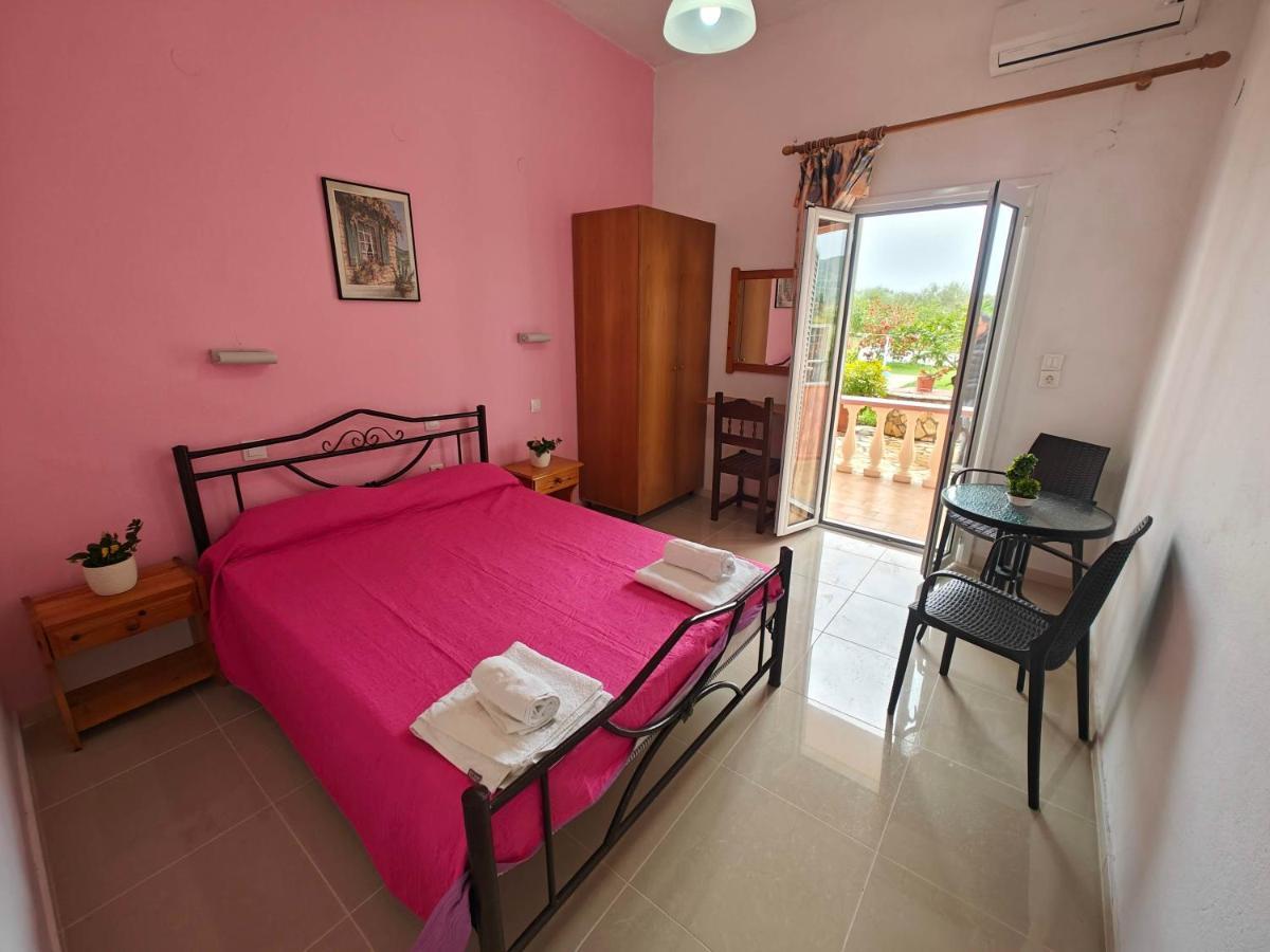Elena Pool Aparthotel Ájos Jeórjos Eksteriør bilde