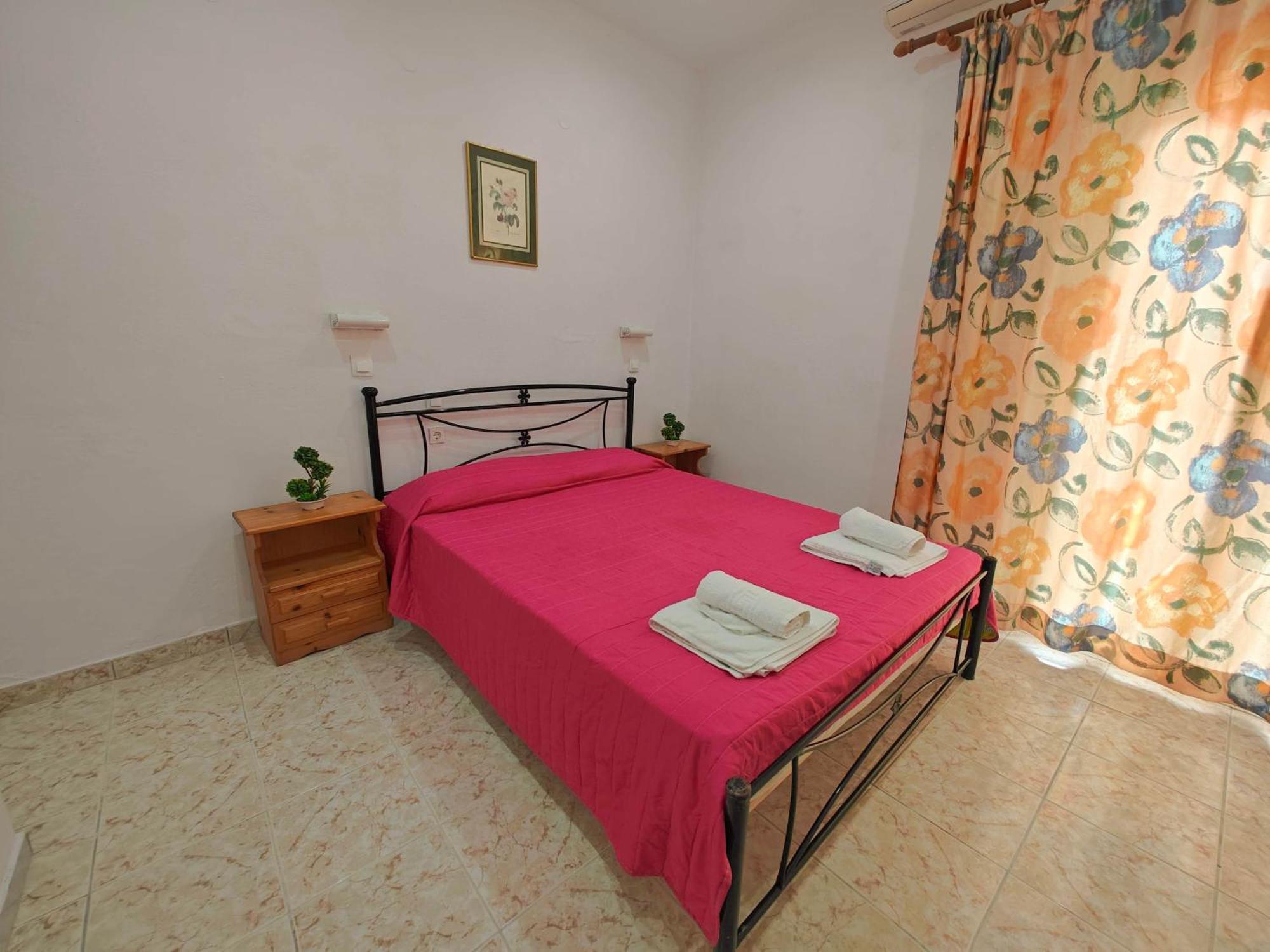 Elena Pool Aparthotel Ájos Jeórjos Eksteriør bilde